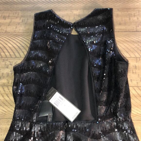 NWT BCBG’s ‘Nera’ Shimmer & Shine LBD. Cocktails 🍸 🍹 and Dancing 💃 🕺 Anyone? - Picture 9 of 17